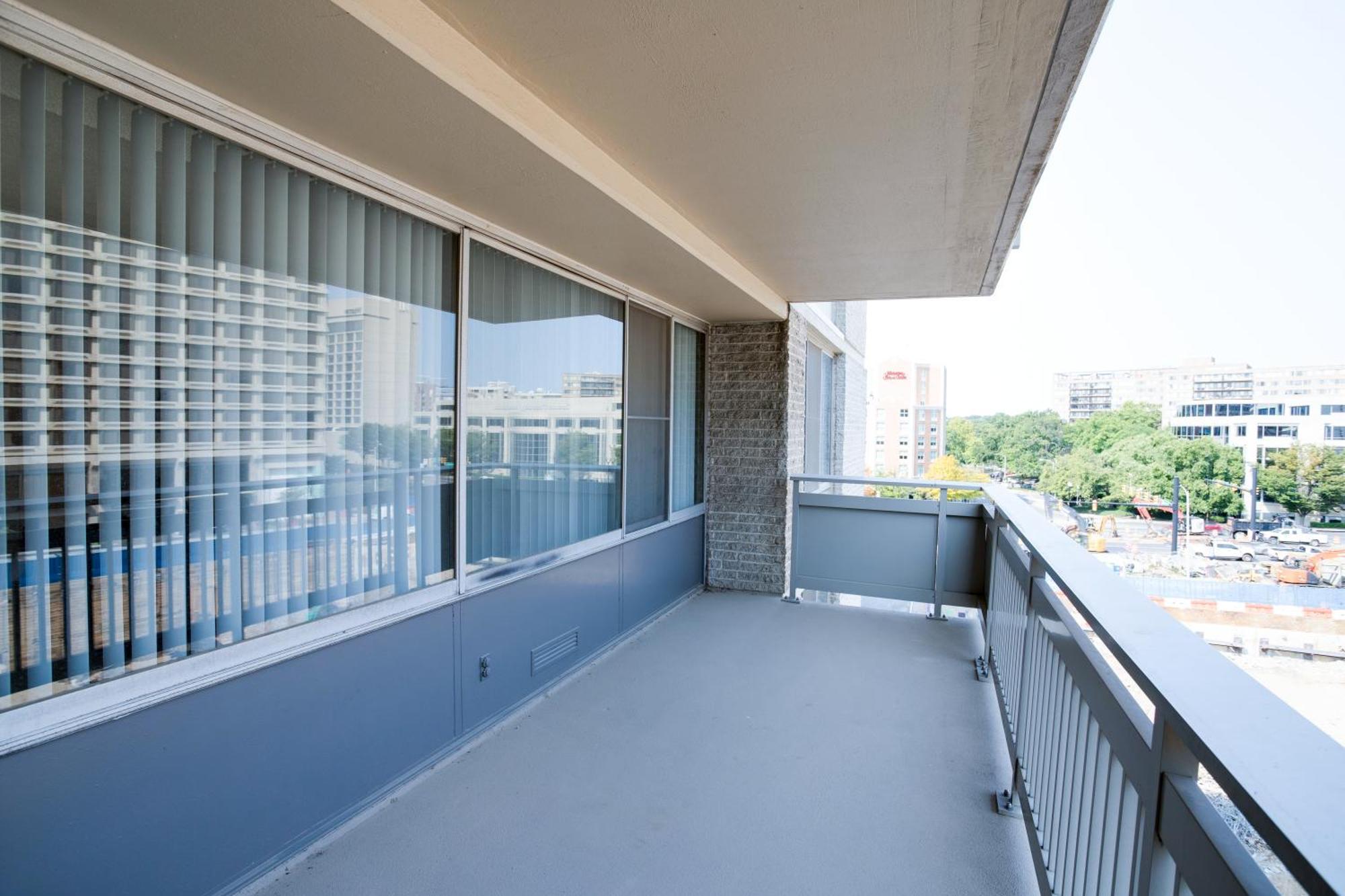 Beautiful 2Br Apartment At Crystal City With Gym Арлингтон Экстерьер фото
